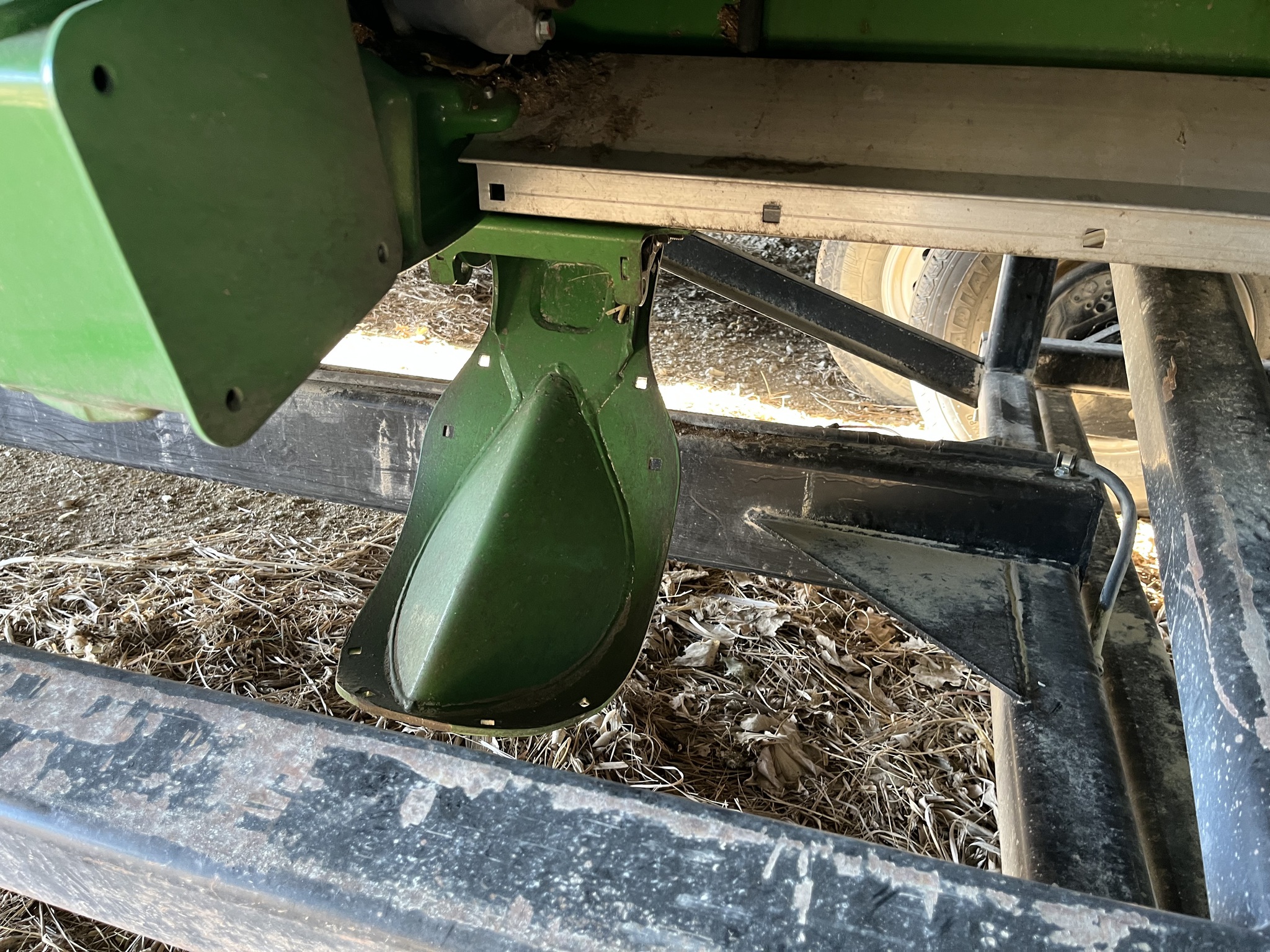  2022 John Deere C8R at Heritage Tractor in Seneca, KS