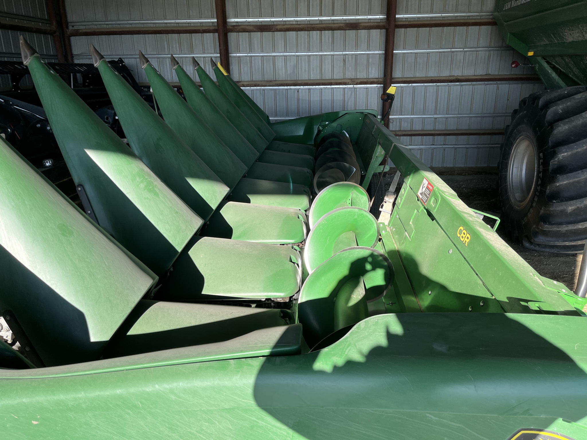  2022 John Deere C8R at Heritage Tractor in Seneca, KS
