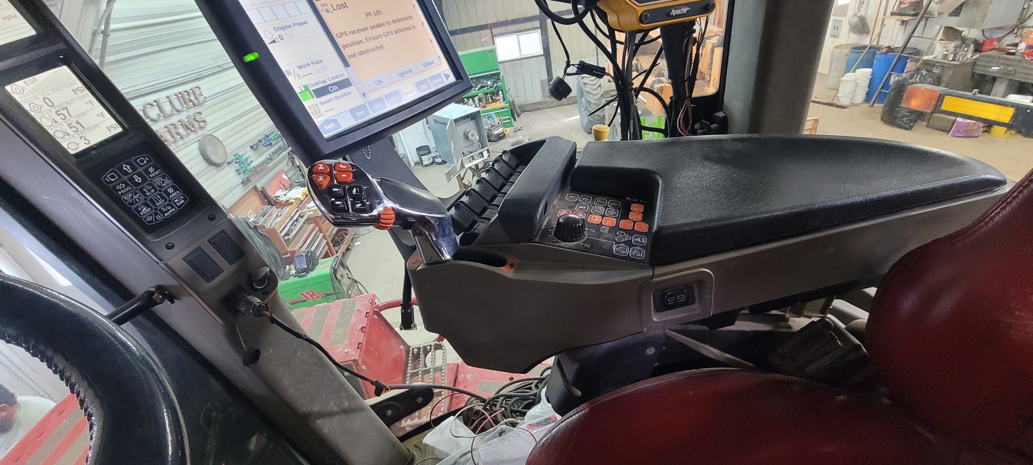 2014 Case IH Steiger 470 Rowtrac Image 16