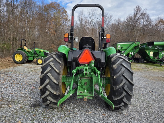 Photo of 2022 John Deere 5055E