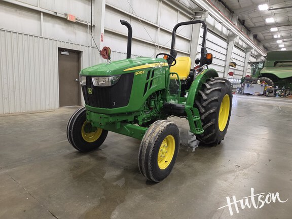 Photo of 2022 John Deere 5055E