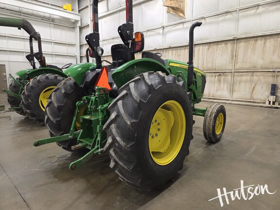 Photo of 2022 John Deere 5055E