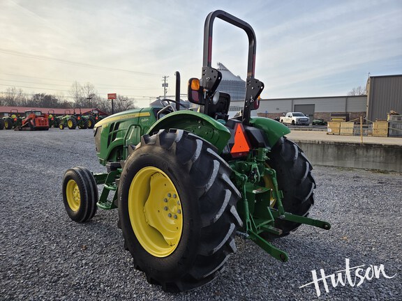 Photo of 2022 John Deere 5055E
