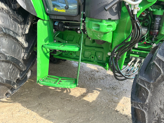 2024 John-Deere 5120M
