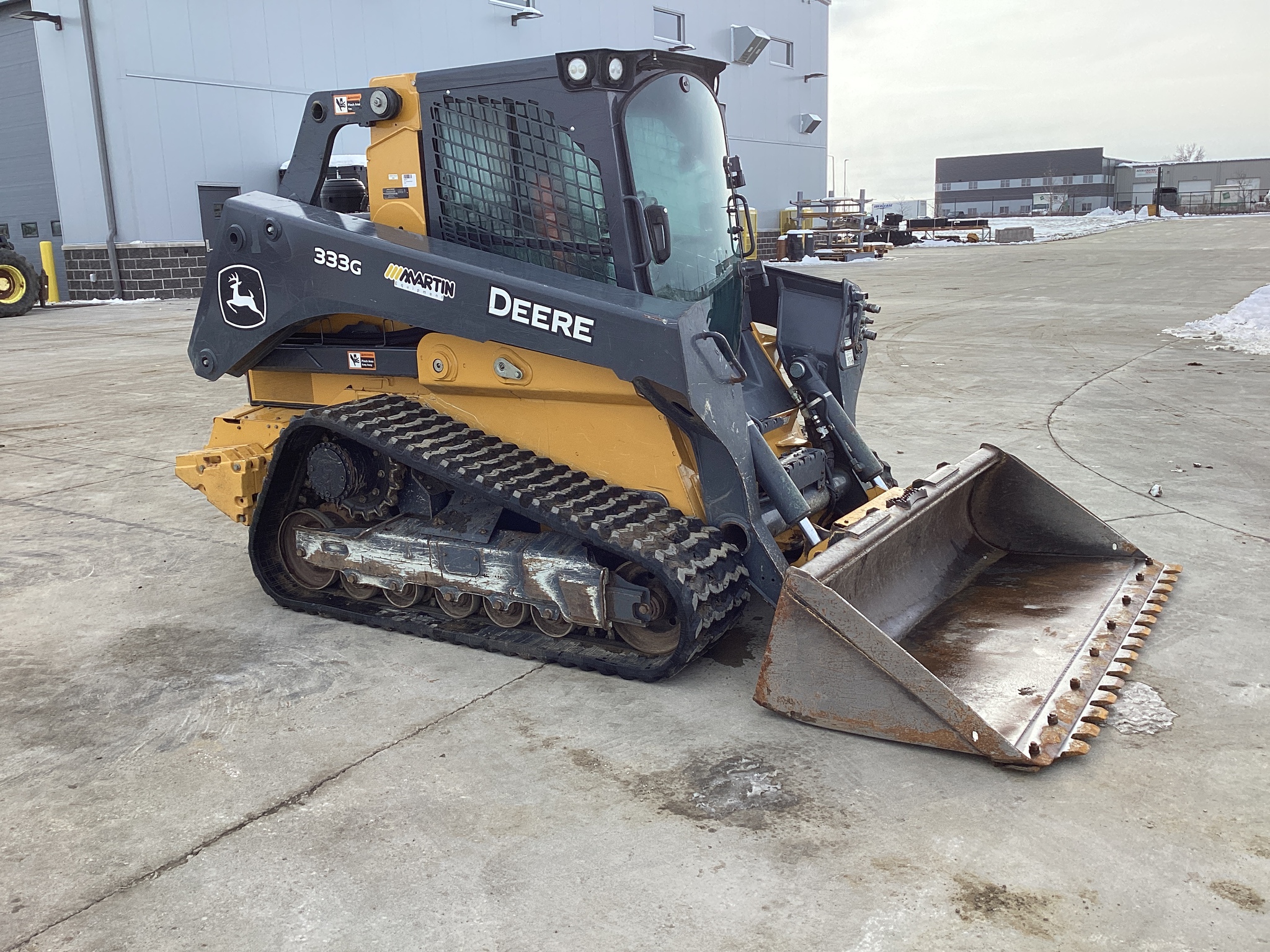 2023 John Deere 333G Image 4