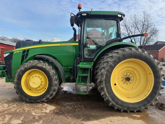 Photo of 2013 John Deere 8285R