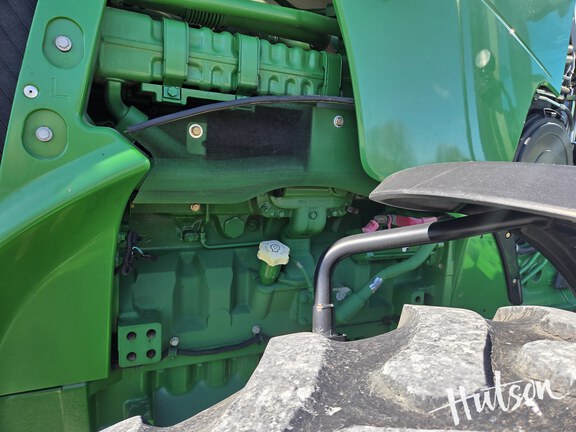 Photo of 2013 John Deere 8285R
