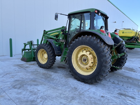2010 John Deere 7330 (5th thumbnail)