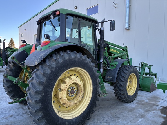 2010 John Deere 7330 (2nd thumbnail)