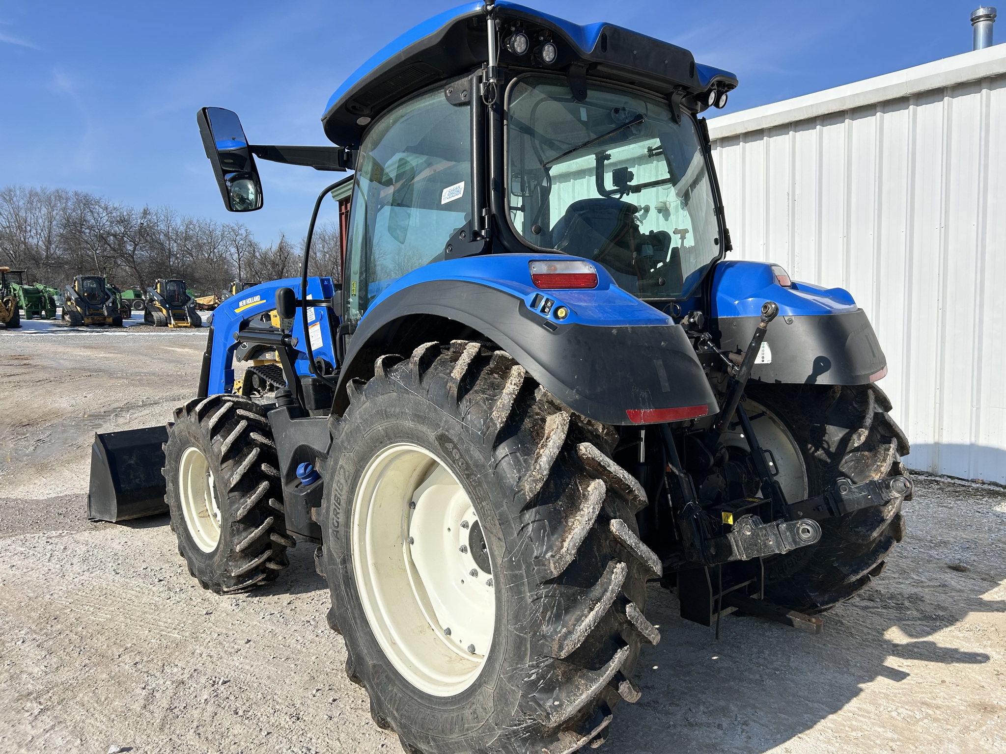  2023 New Holland T5.140 DCT at Heritage Tractor in Harrison, AR
