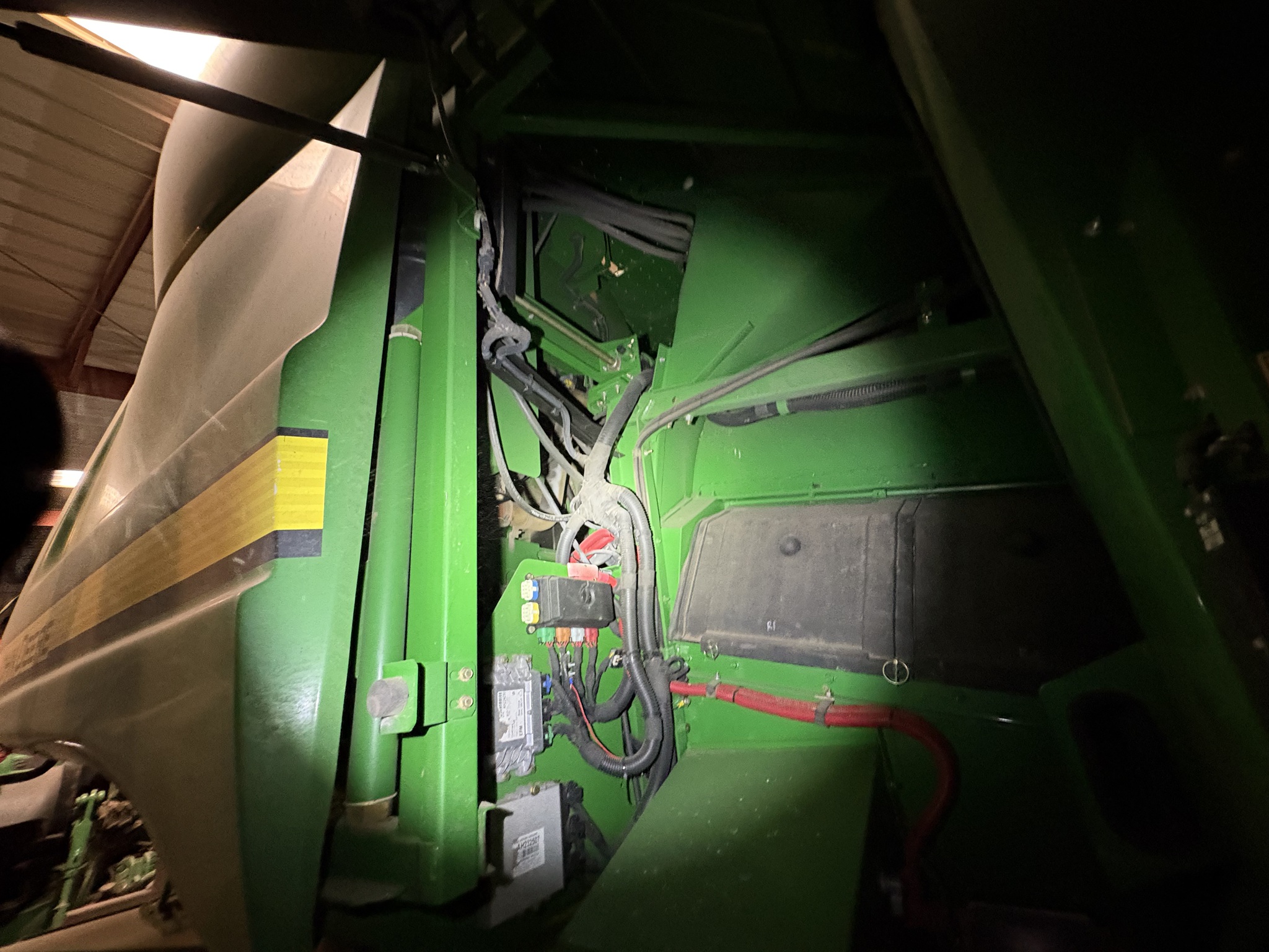 2010 John Deere 9770 STS Image 28