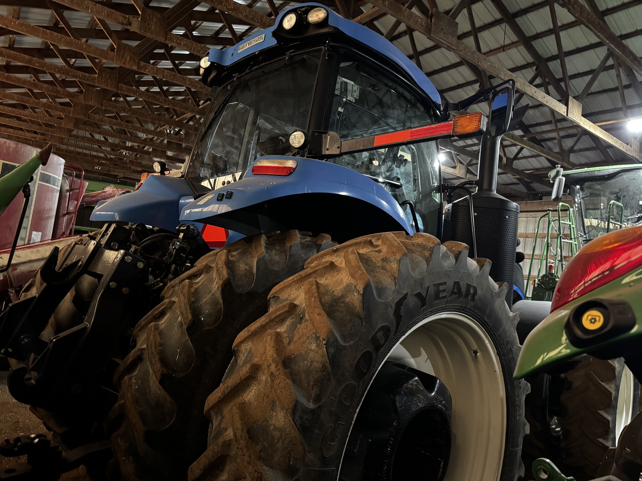 2015 New Holland T8.410 Image 4
