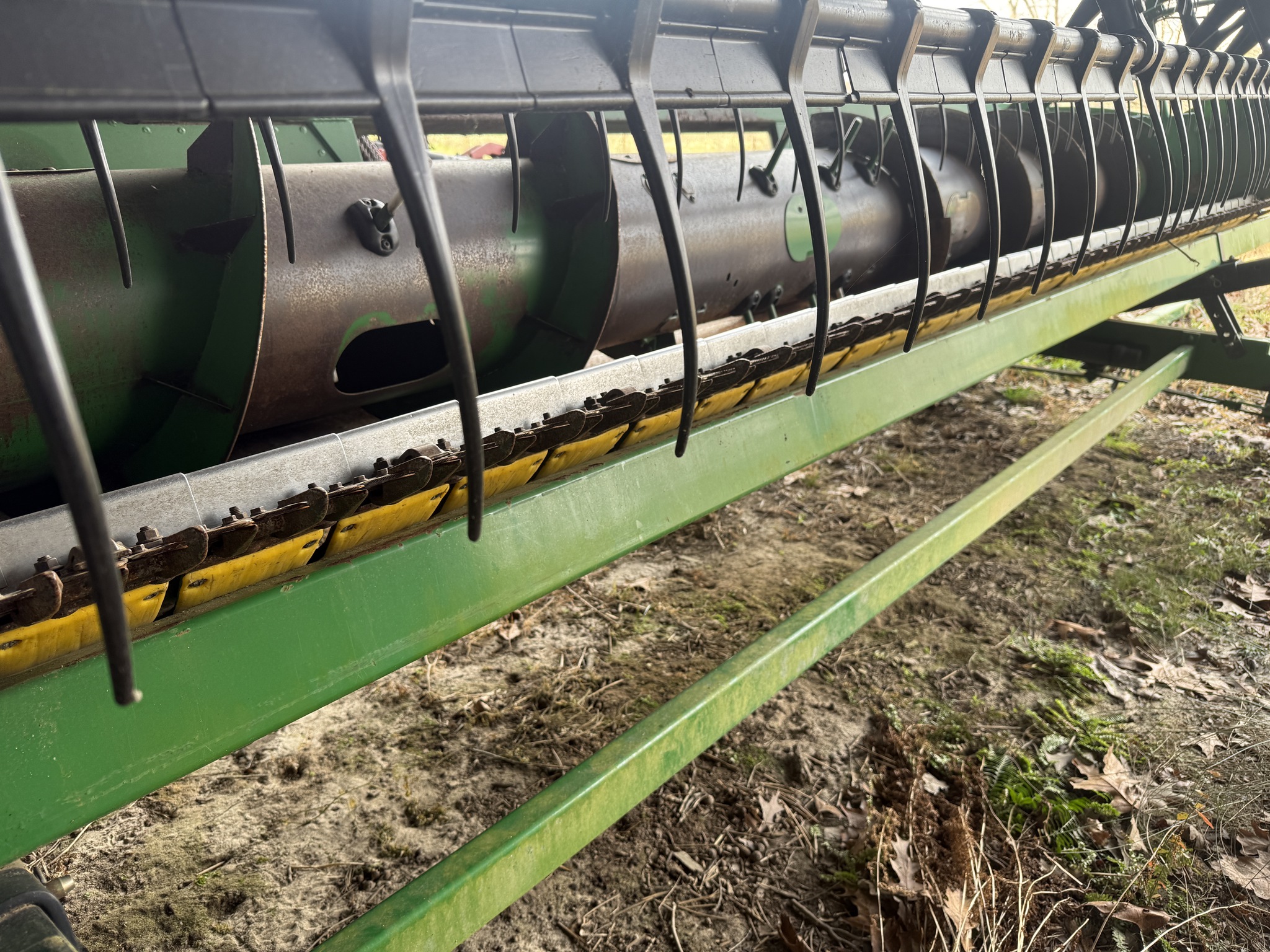 2005 John Deere 622F Image 7