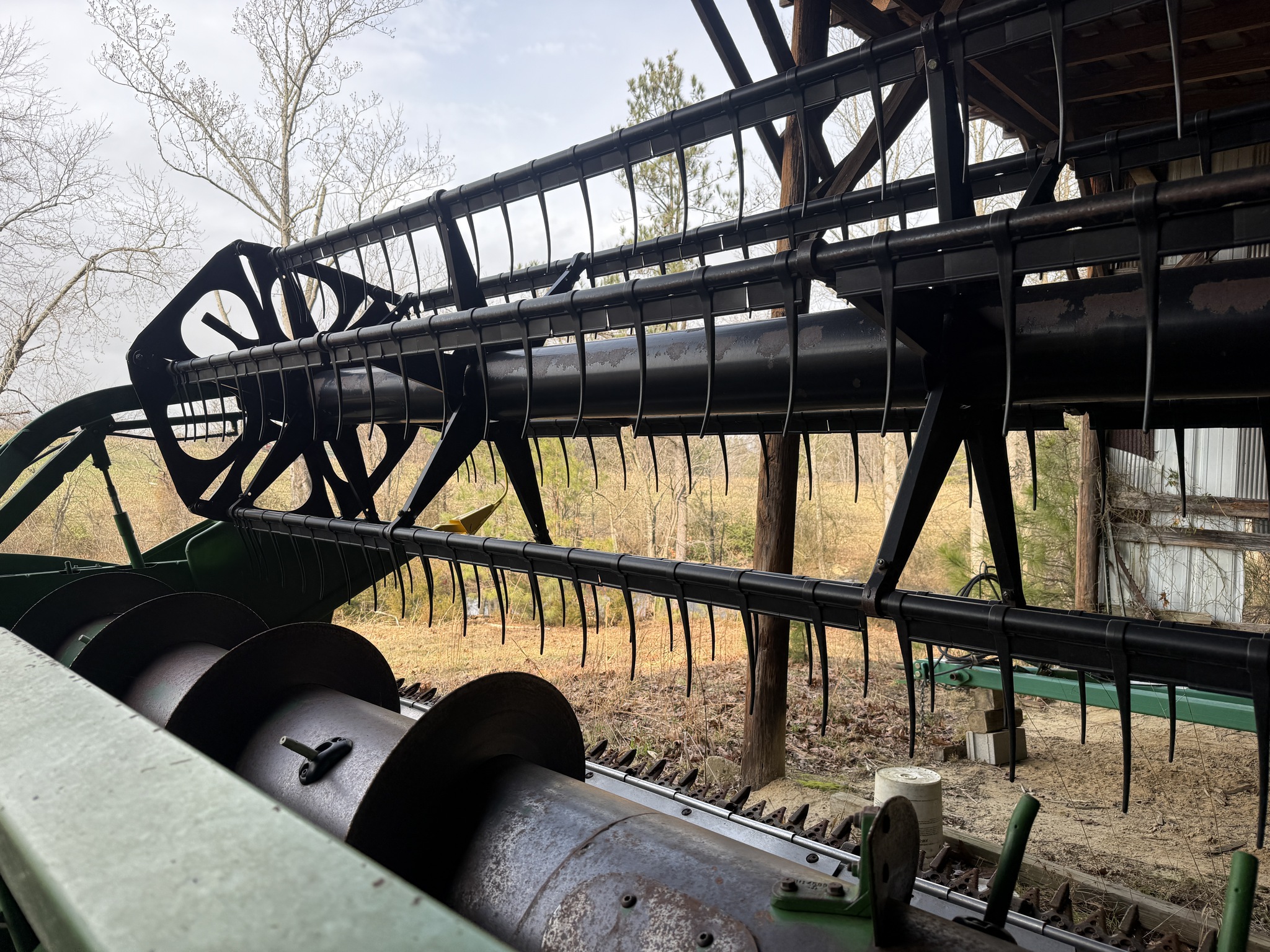 2005 John Deere 622F Image 5