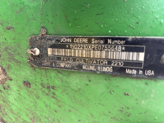 2014 John Deere 2210 - Photo28