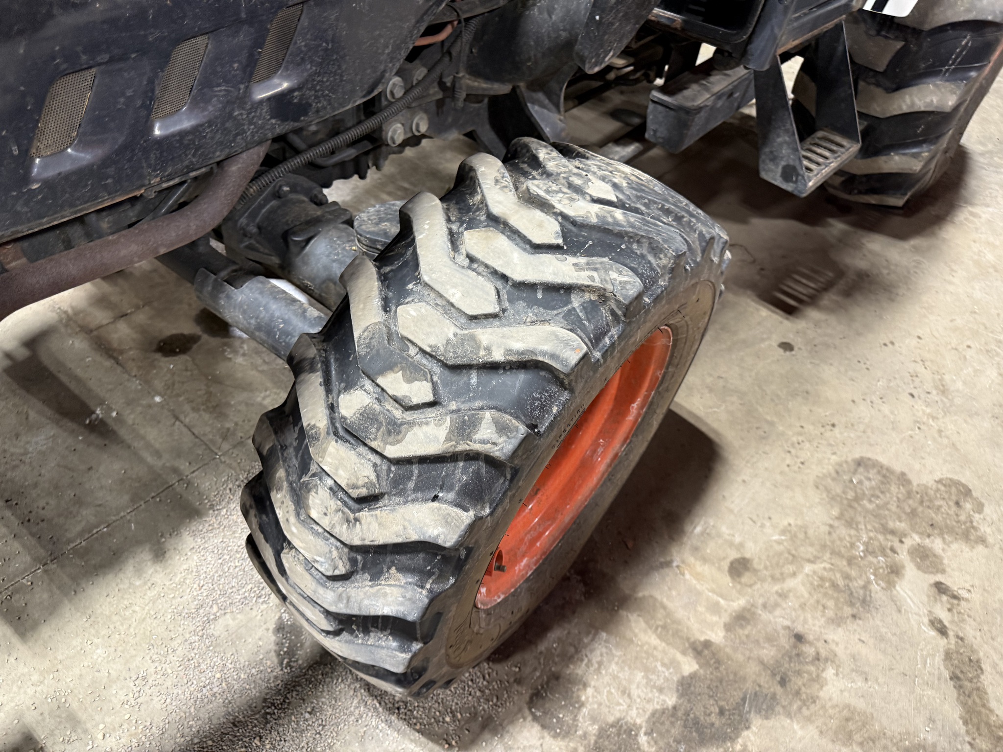  2011 Bobcat CT450 at Heritage Tractor in Pontiac, IL