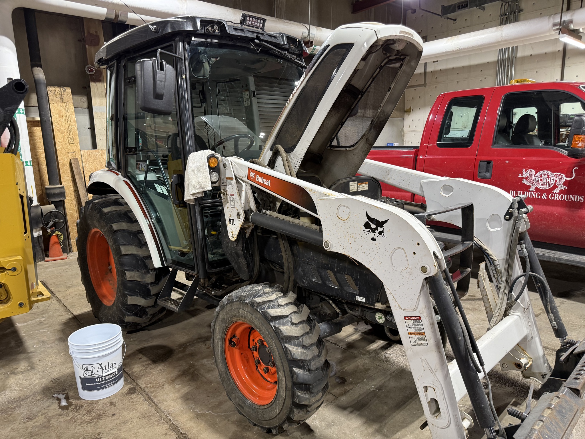  2011 Bobcat CT450 at Heritage Tractor in Pontiac, IL