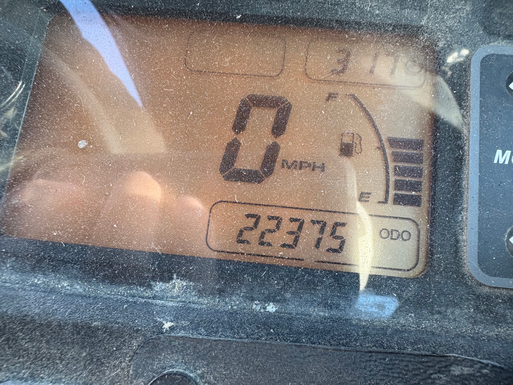 2014 John Deere XUV 625I GREEN Image 8