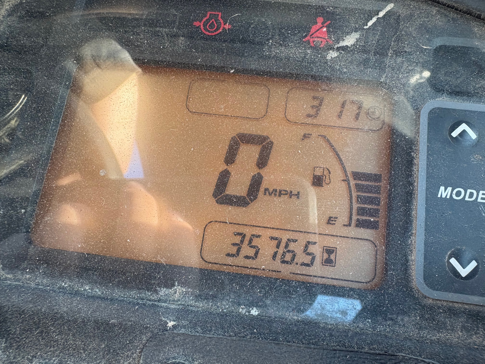 2014 John Deere XUV 625I GREEN Image 9