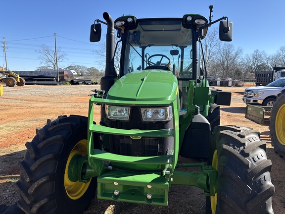 2024 John Deere 5105M Photo 2