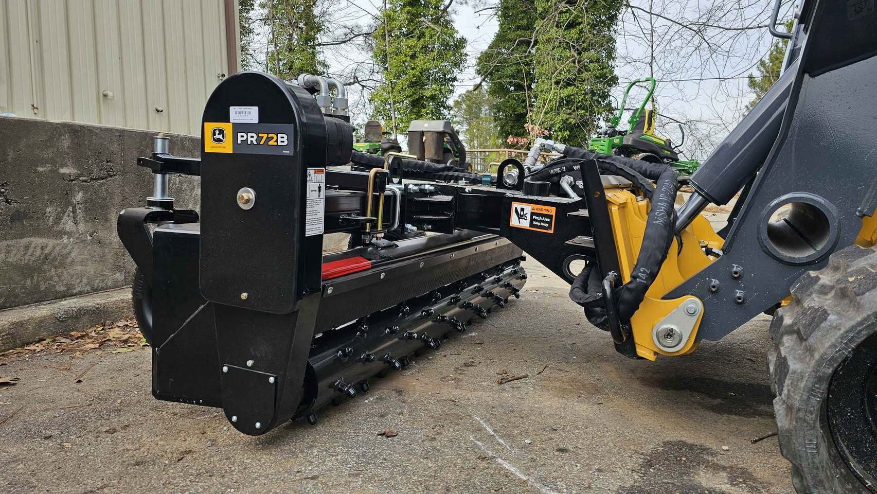 John Deere PR72B 6 FT Power Rake Image 6