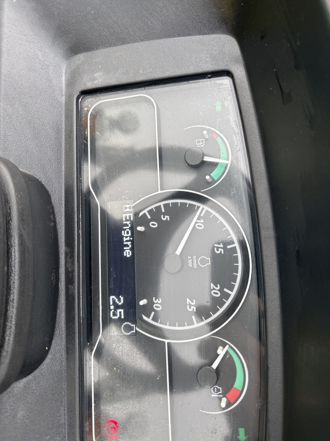 New In-Stock 2024 John Deere 3039R Compact Utility Tractors at Koenig Equipment in Greensburg, IN - PhotoXL16