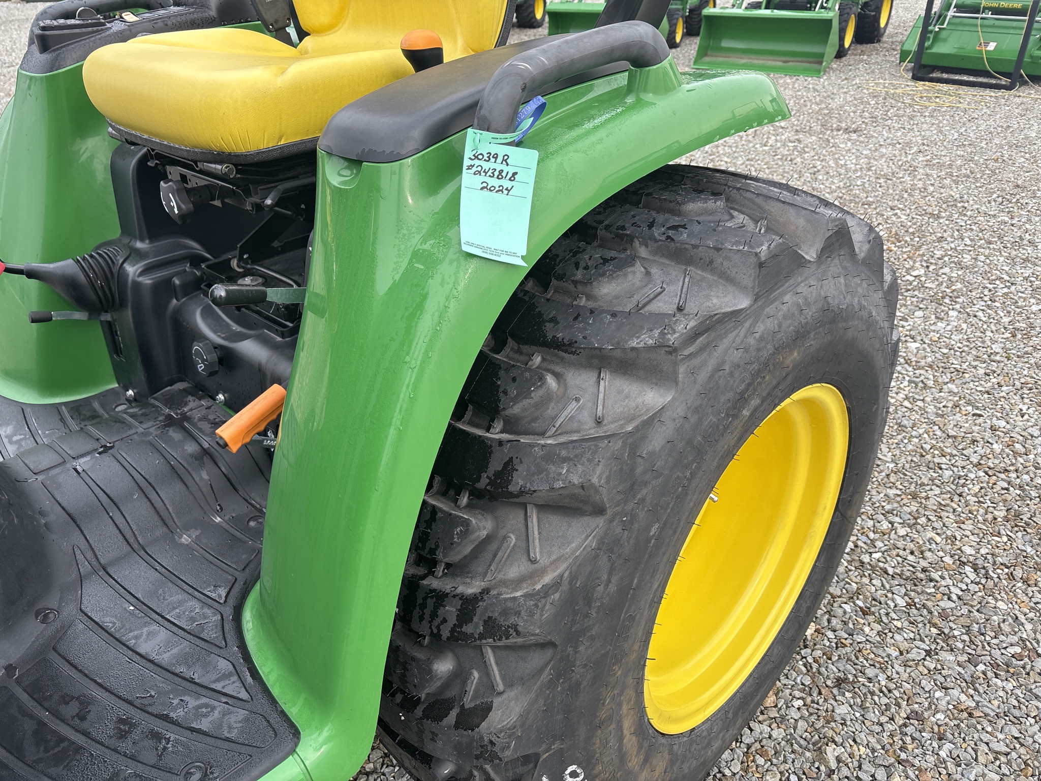 New In-Stock 2024 John Deere 3039R Compact Utility Tractors at Koenig Equipment in Greensburg, IN - PhotoXL12