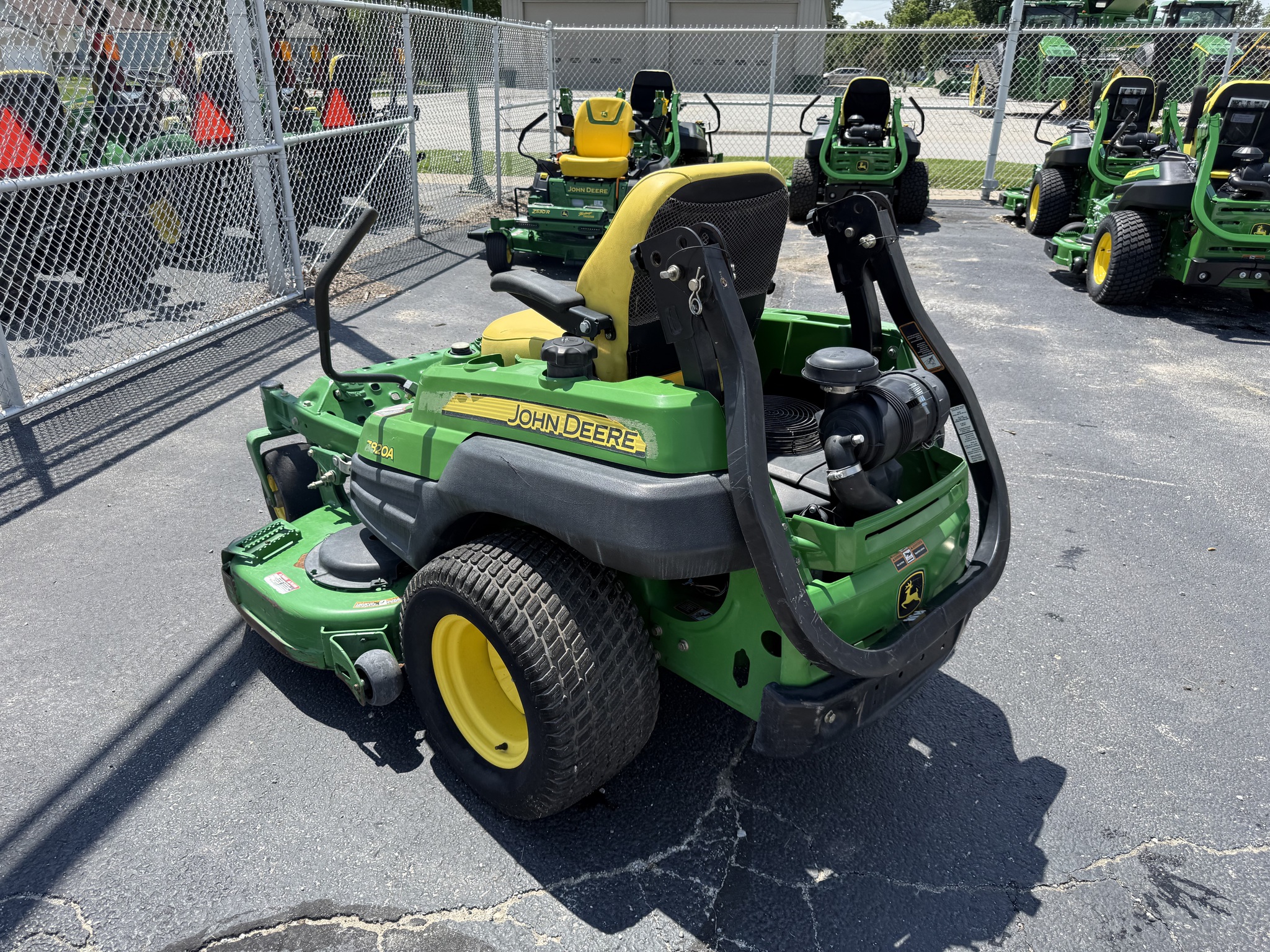 Used John Deere Z820A 667217 for Sale | Heritage Tractor