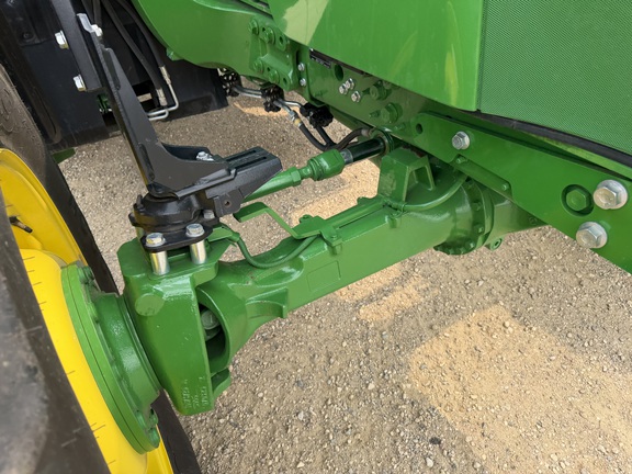 2023 John Deere 6R 155 - Photo13