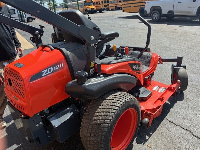 Used 2024 Kubota ZD1211 Zero Turn Mowers at Koenig Equipment in Greensburg, IN - PhotoXL1