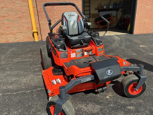 Used 2024 Kubota ZD1211 Zero Turn Mowers at Koenig Equipment in Greensburg, IN - PhotoXL0