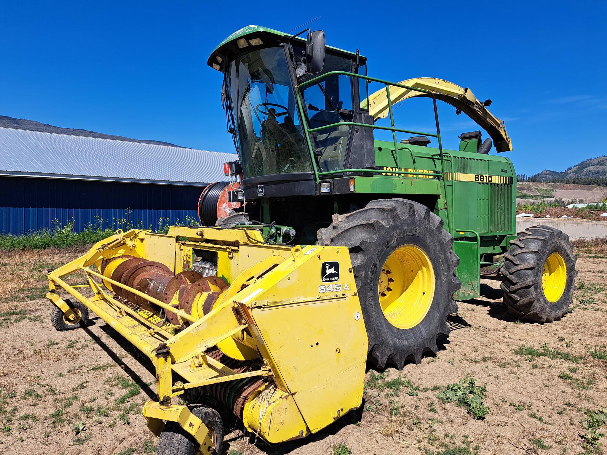 1993 John Deere 6810 Image 3