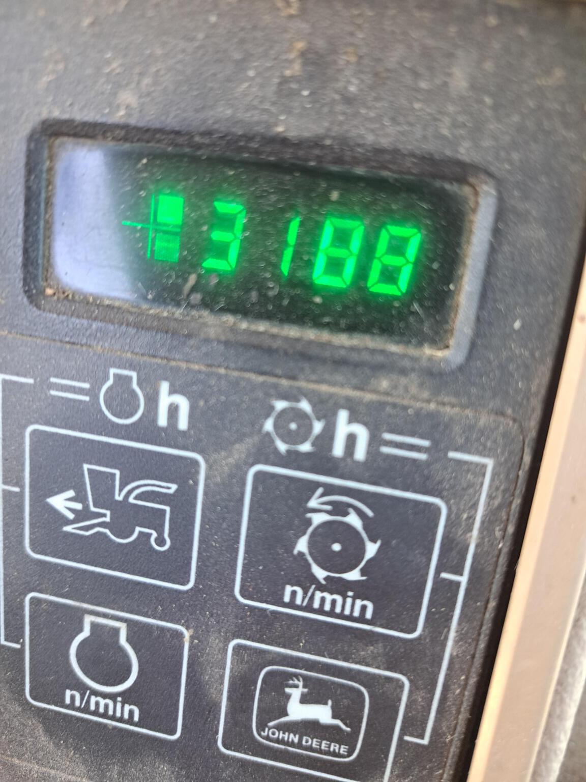 1993 John Deere 6810 Image 6