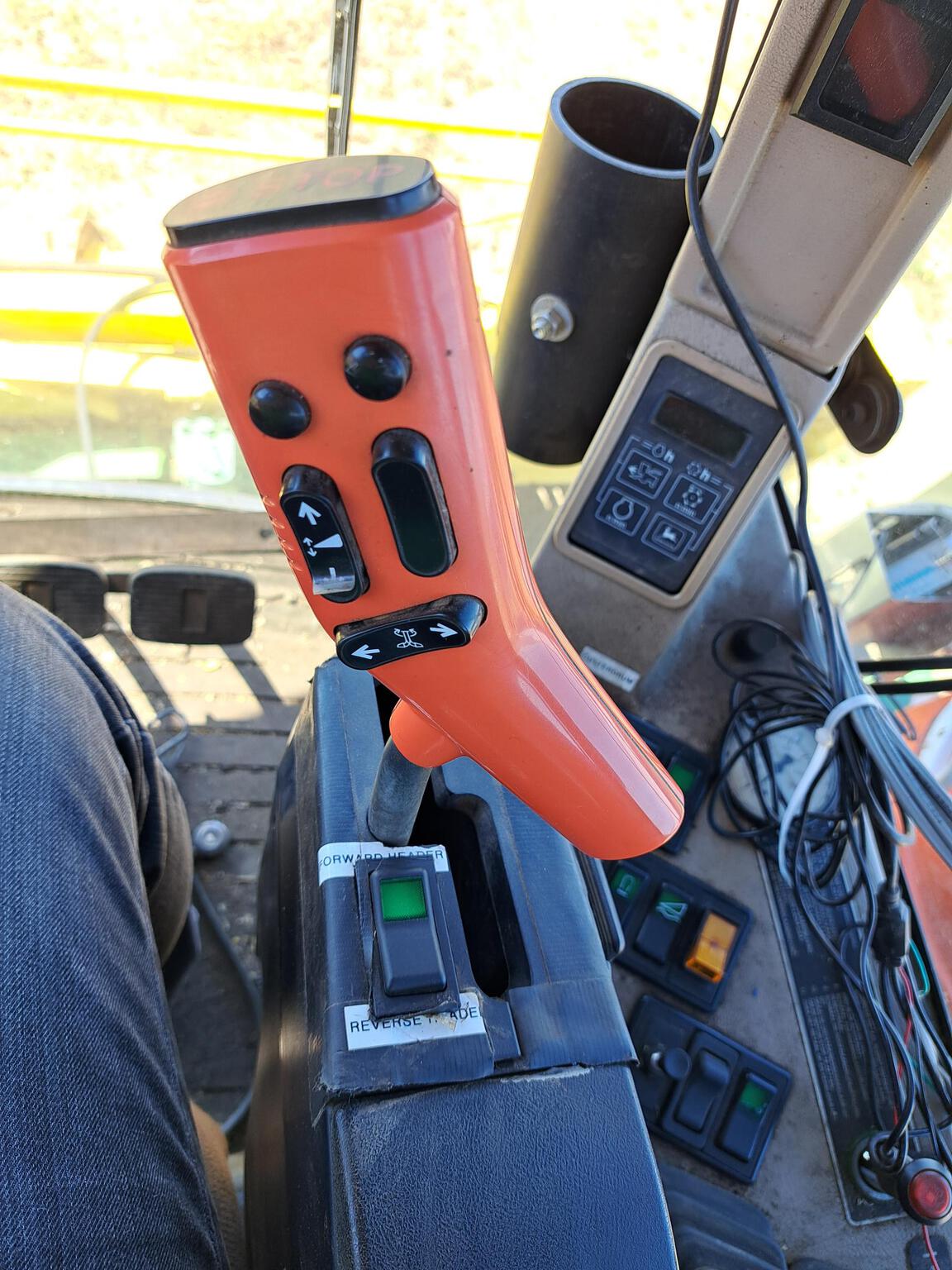 1993 John Deere 6810 Image 7