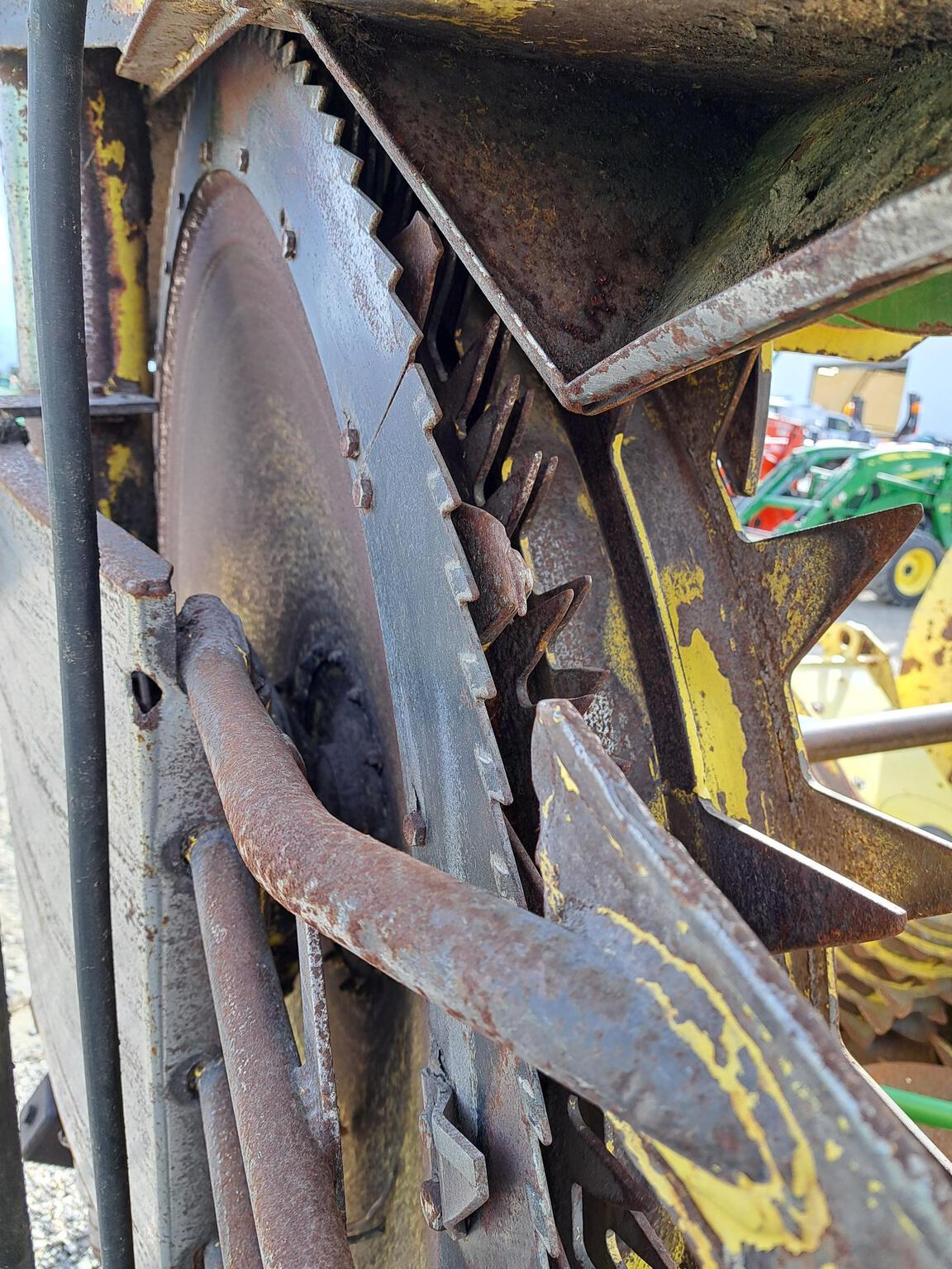 1993 John Deere 6810 Image 11