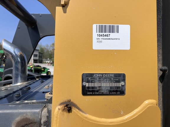 2022 John Deere 325G