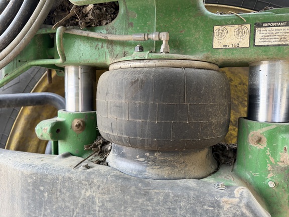 2024 John Deere 616R - Photo17