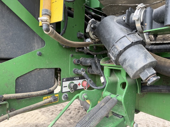 2024 John Deere 616R - Photo28