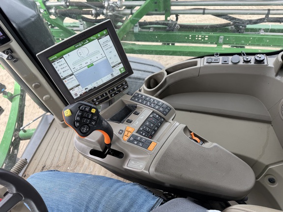 2024 John Deere 616R - Photo40