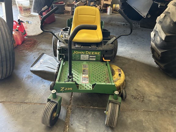 2015 John Deere Z235 (4th thumbnail)