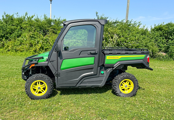 2025 John-Deere XUV 875M HVAC Cab Diesel
