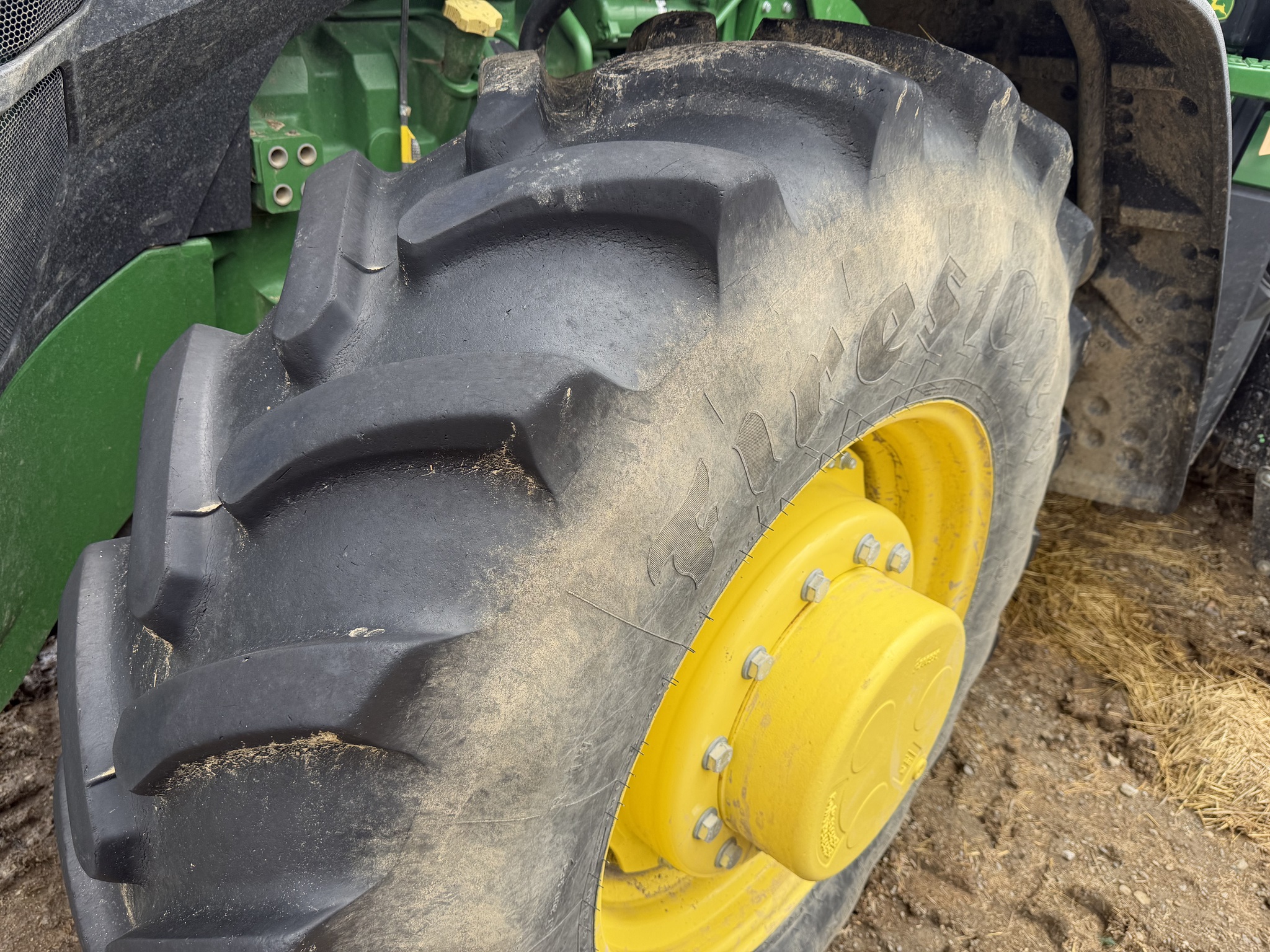 2020 John Deere 8R 230 Image 7