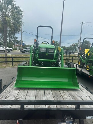 2025 John Deere 3038E-2