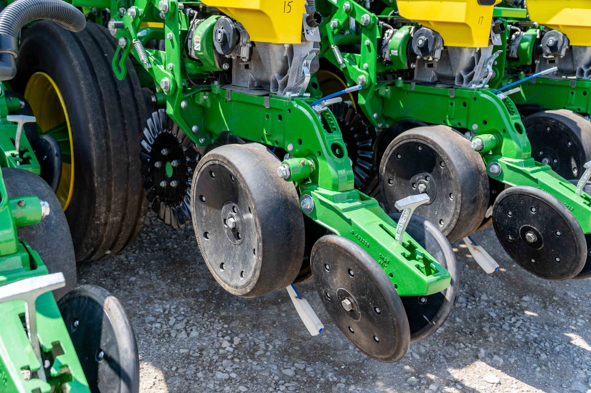 Used 2026 John Deere 1795 Planters: Drawn at Koenig Equipment in Anna, OH - PhotoXL11