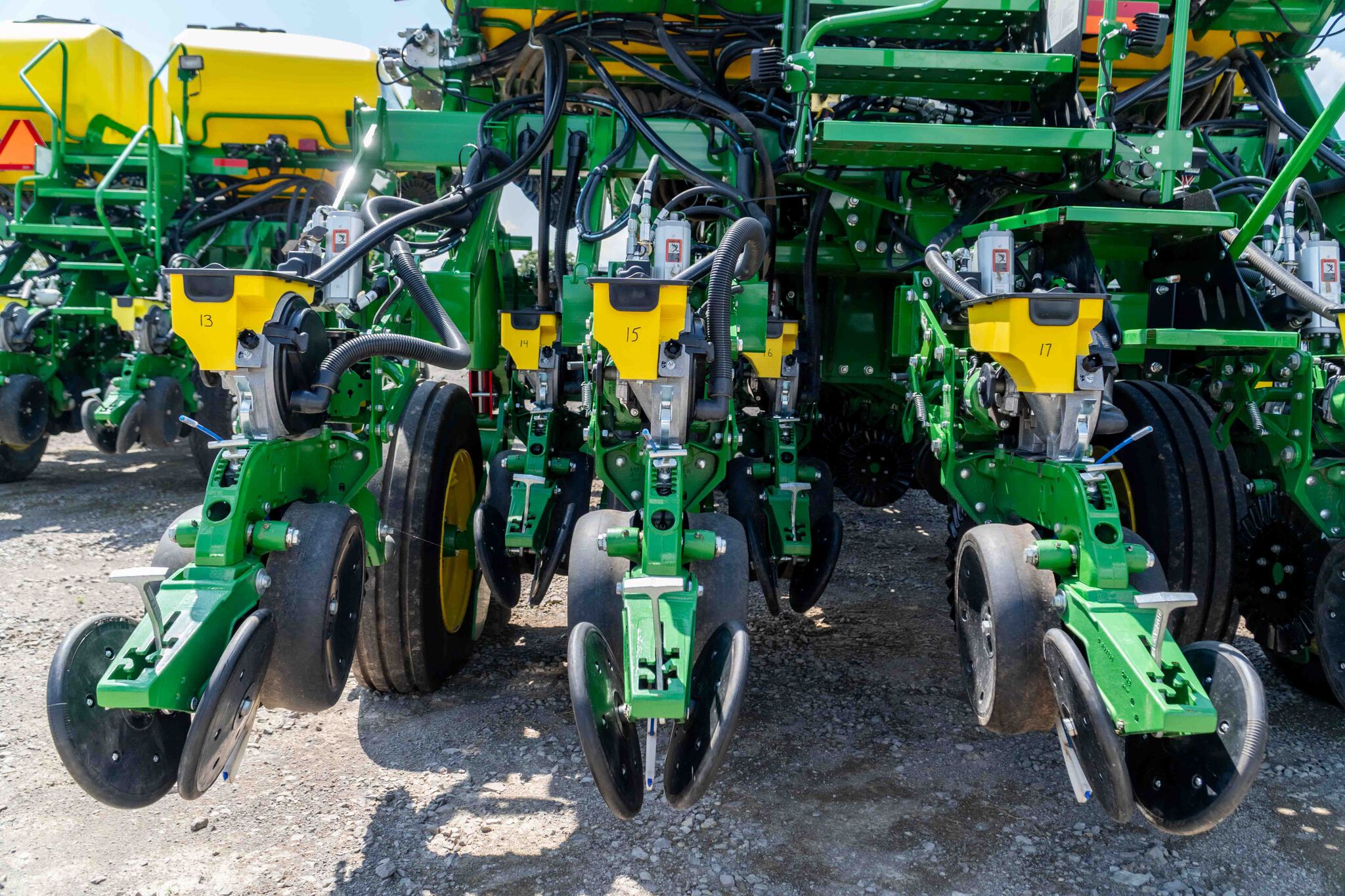 Used 2026 John Deere 1795 Planters: Drawn at Koenig Equipment in Anna, OH - PhotoXL10
