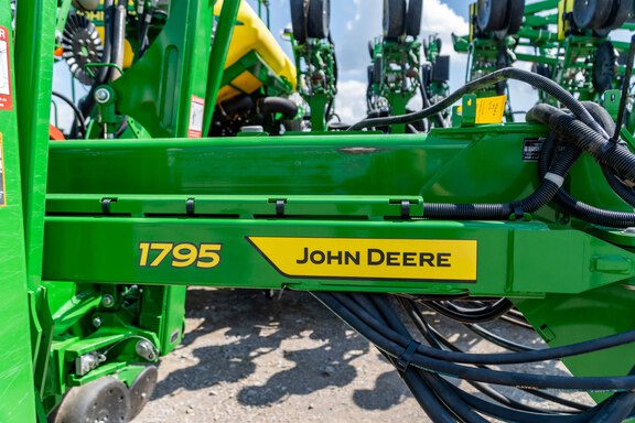 Used 2026 John Deere 1795 Planters: Drawn at Koenig Equipment in Anna, OH - Photo20