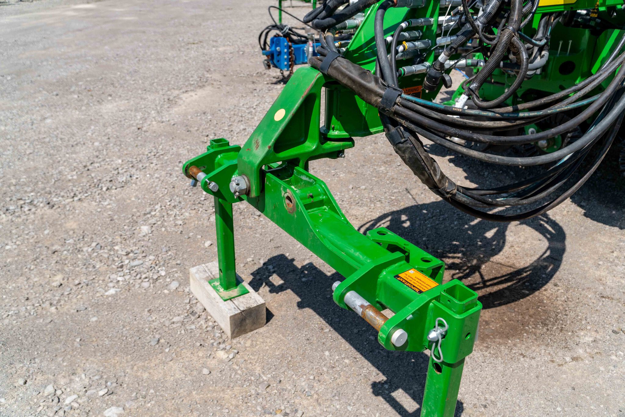 Used 2026 John Deere 1795 Planters: Drawn at Koenig Equipment in Anna, OH - PhotoXL7