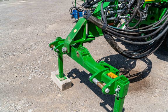Used 2026 John Deere 1795 Planters: Drawn at Koenig Equipment in Anna, OH - Photo7