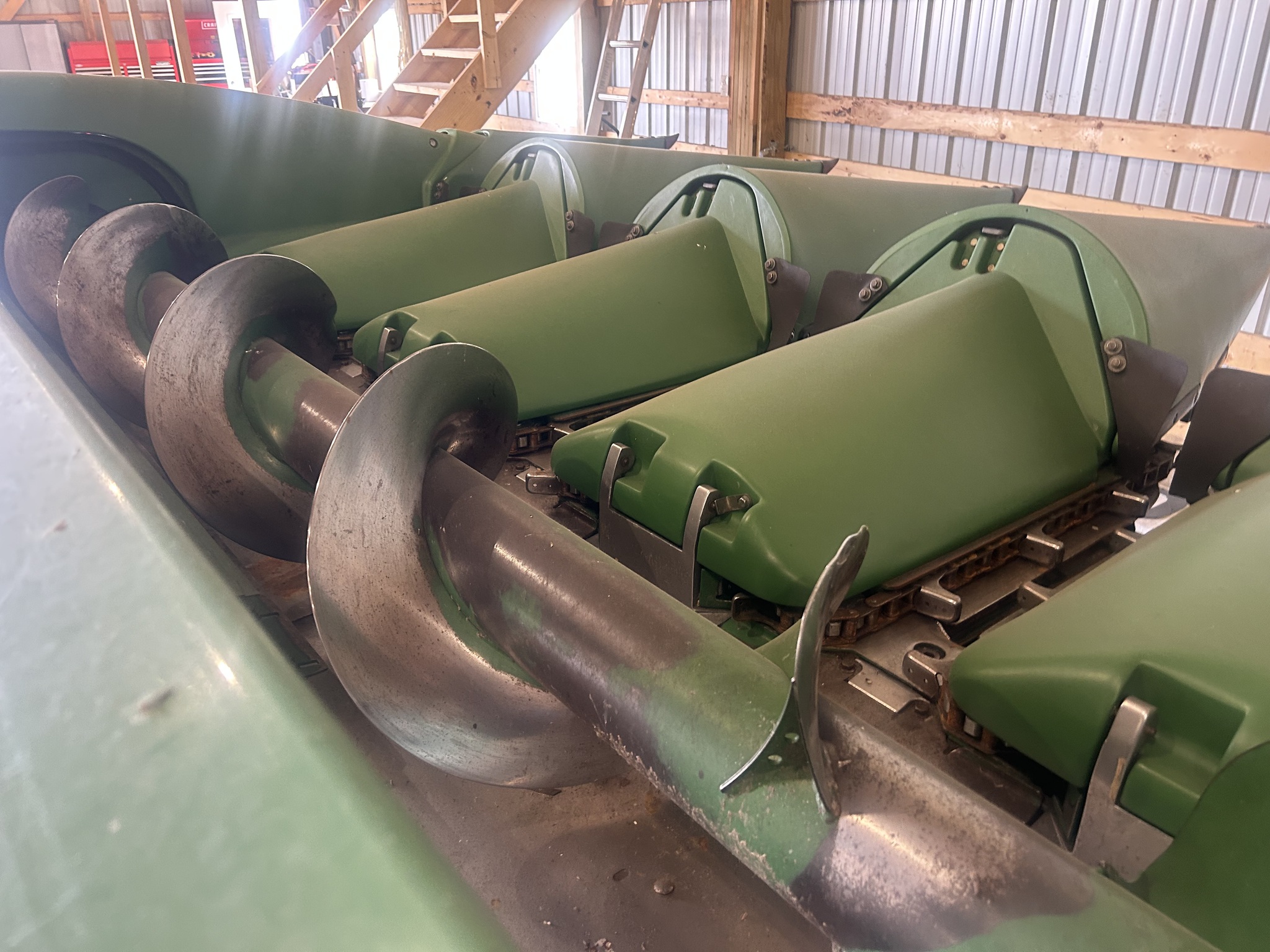 2011 John Deere 608C Image 8