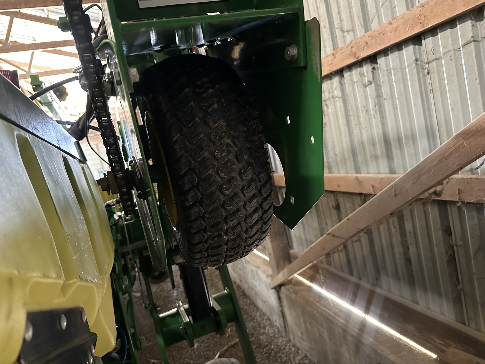 2015 John Deere 1775NT Image 8